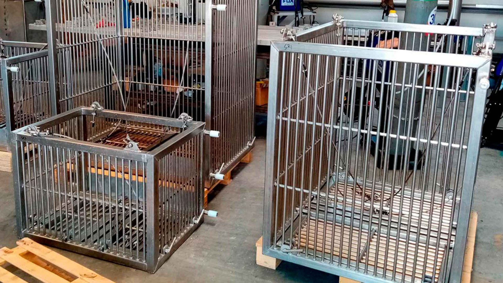 Liftable Screening Basket for Solids